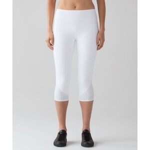 Lululemon Anew‎ Crop 21" | White | Size 4 | VGUC w/ Rip Tag